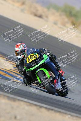 media/Dec-18-2022-SoCal Trackdays (Sun) [[8099a50955]]/Turn 10 (140pm)/